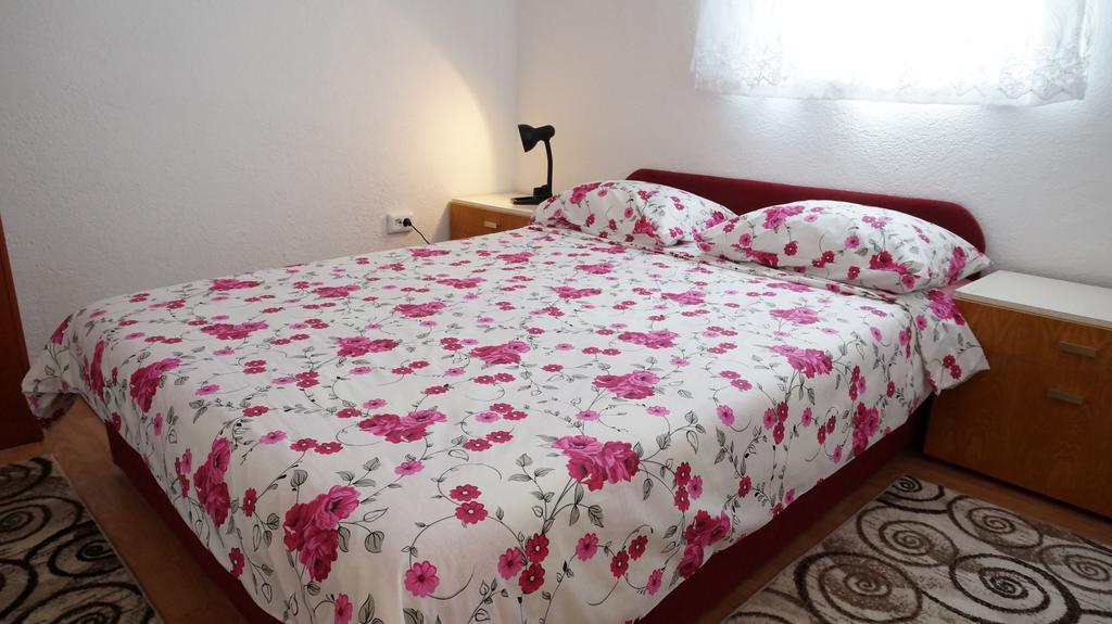 Apartments Red Rose Нин Экстерьер фото