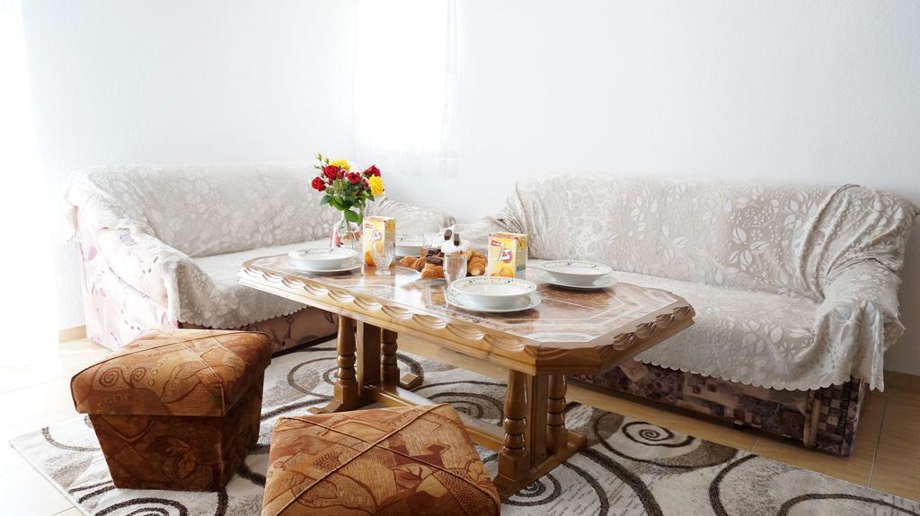 Apartments Red Rose Нин Экстерьер фото