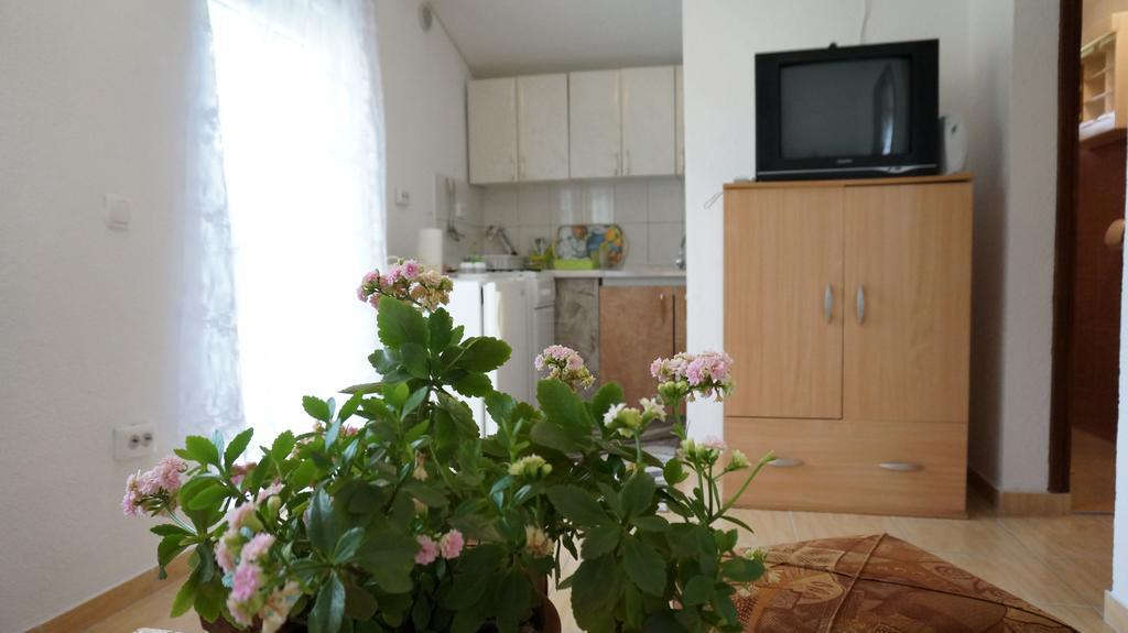 Apartments Red Rose Нин Экстерьер фото