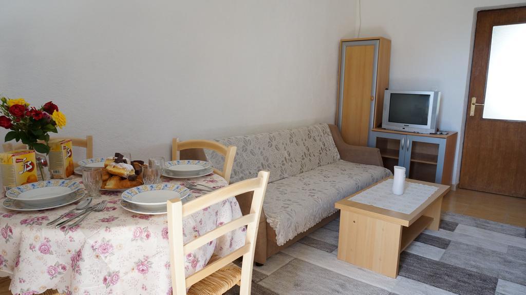 Apartments Red Rose Нин Экстерьер фото